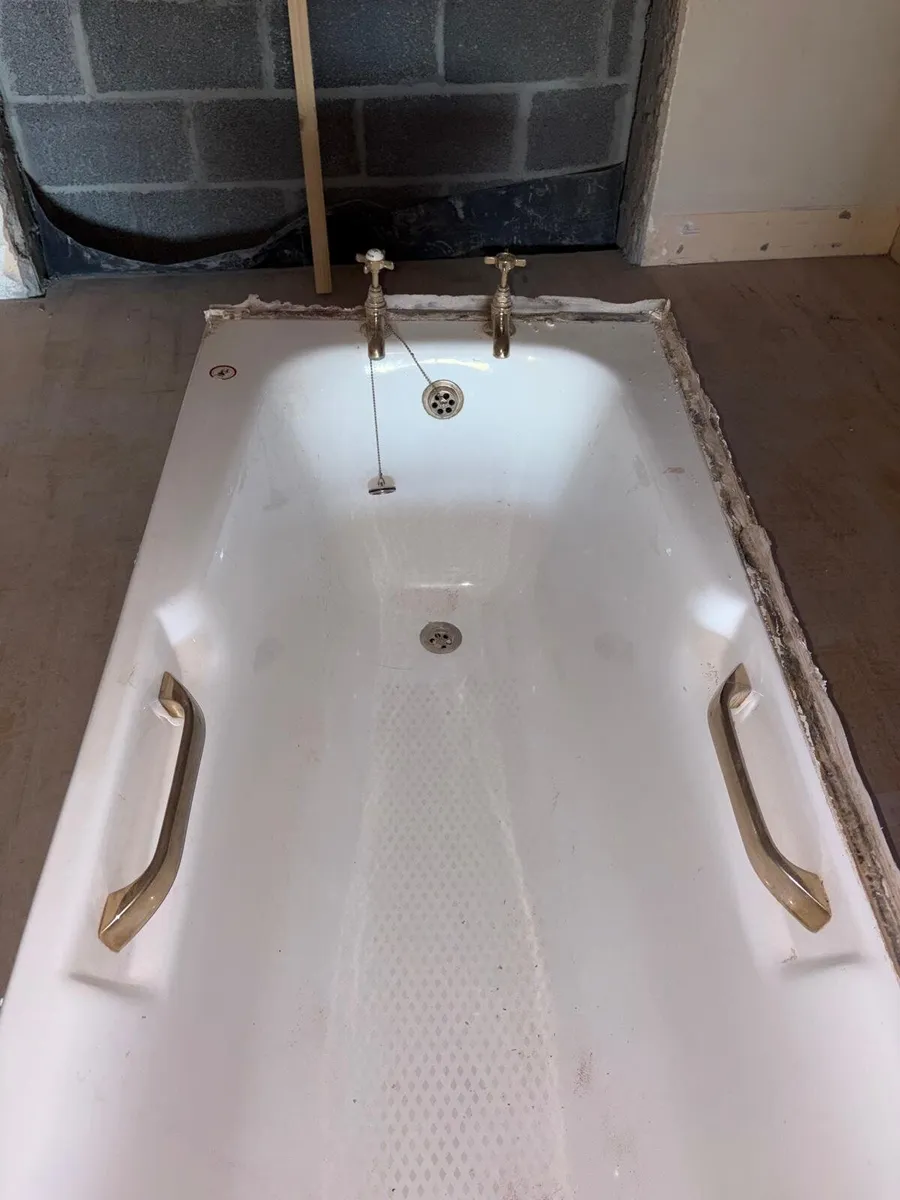 Bath - Image 2