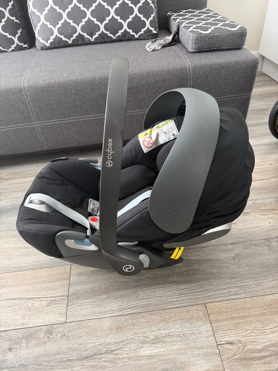 Cybex car seat - Image 2