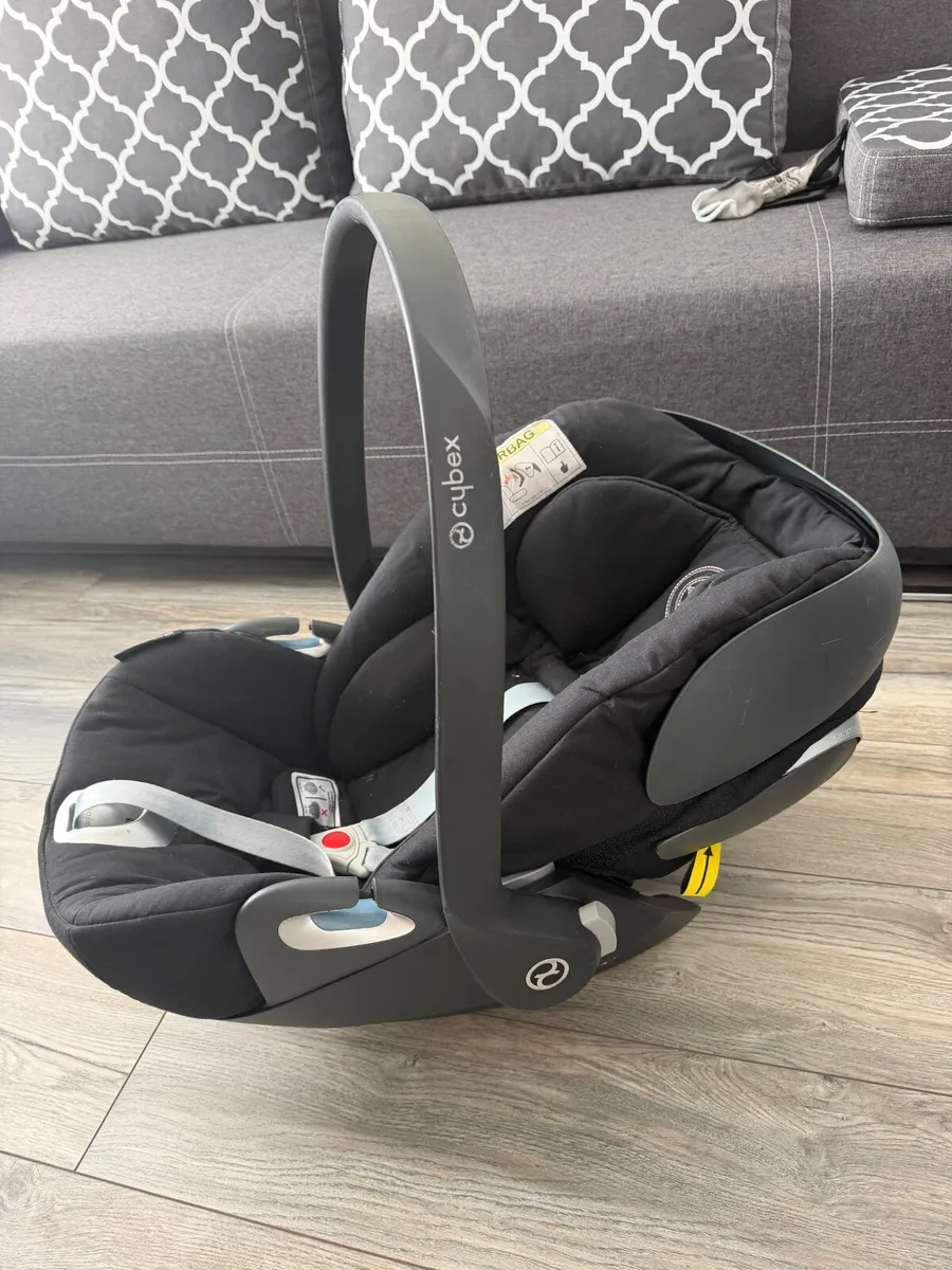 Cybex car seat - Image 3