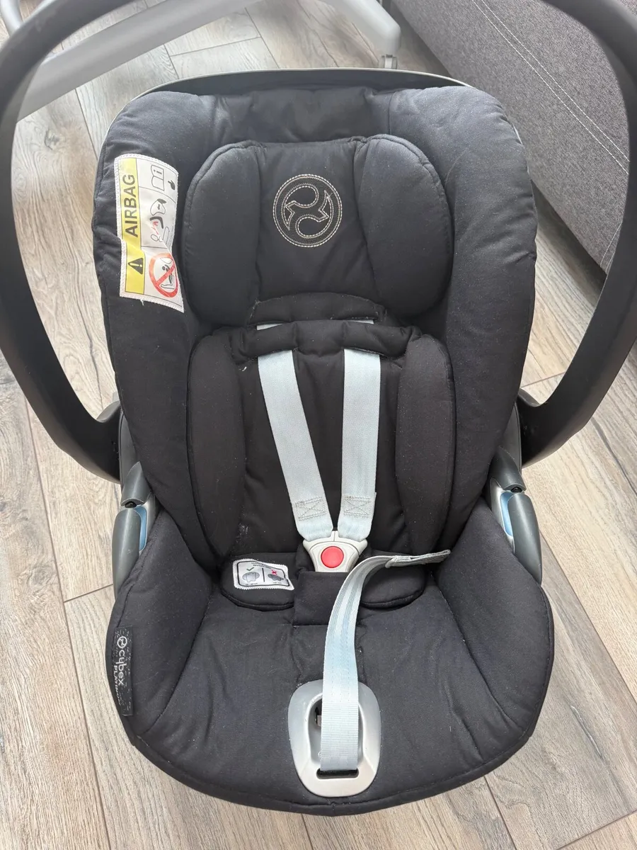 Cybex car seat - Image 4