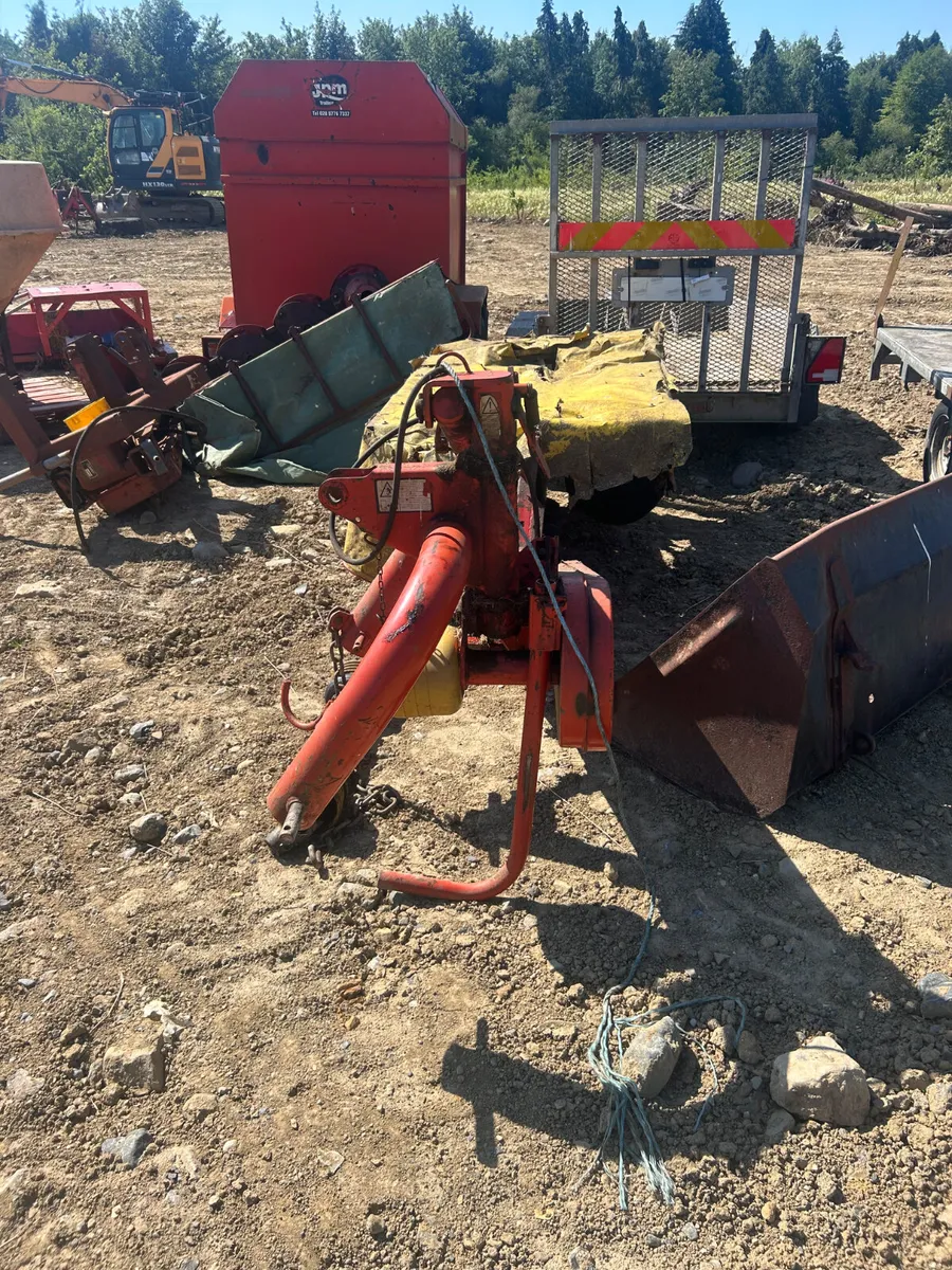 2001 Maragon 165 Disc Mower - Image 2