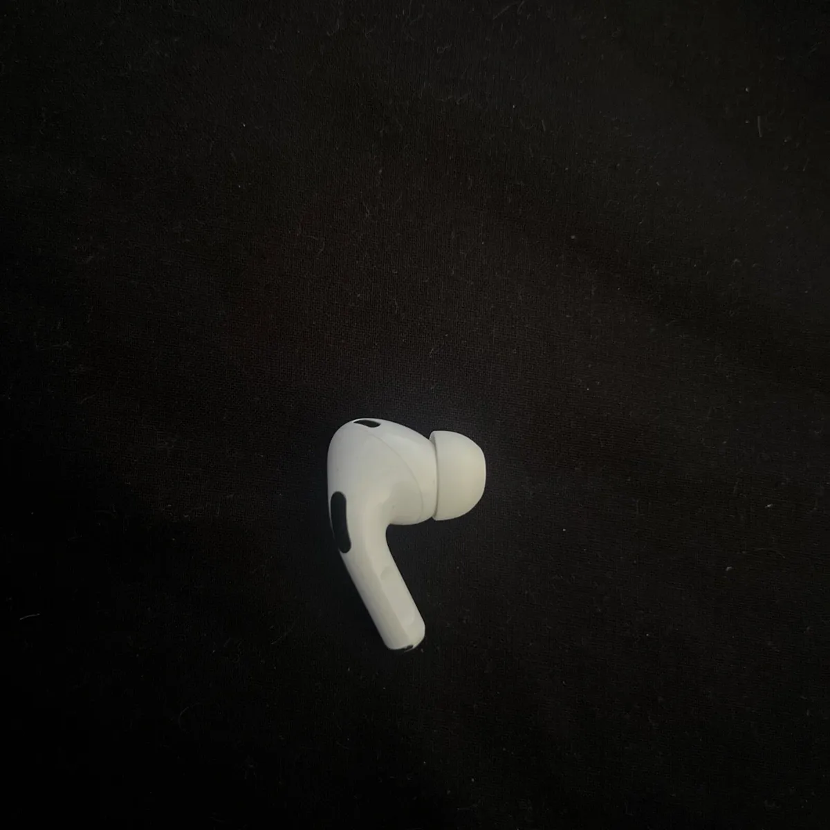 AirPods Pro 2 right earbud (Model A2698) - Image 2