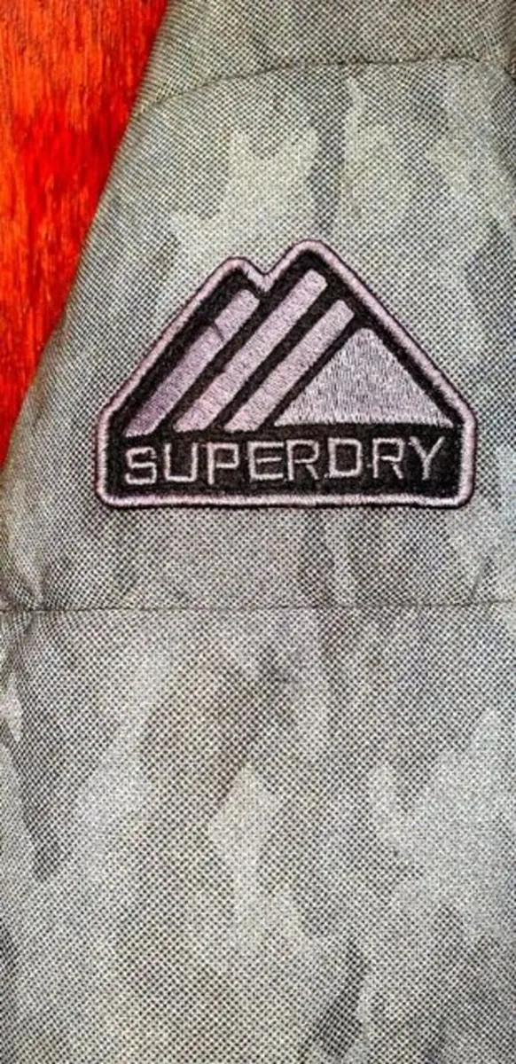 Ex-Display Superdry Hooded Puffa Jacket - Image 4