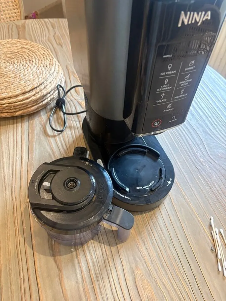 Ninja CREAMi Ice Cream & Frozen Dessert Maker - Image 3