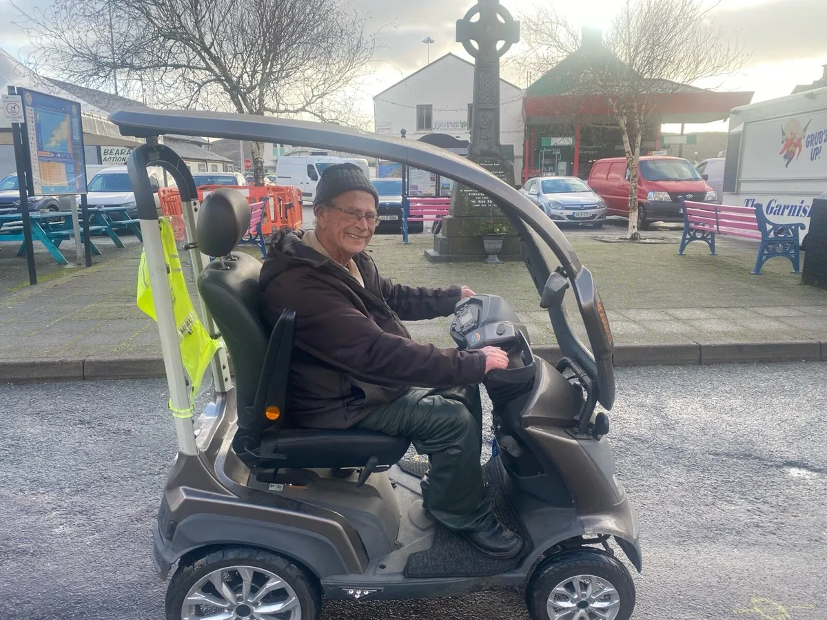 2 mobility scooters - Image 2
