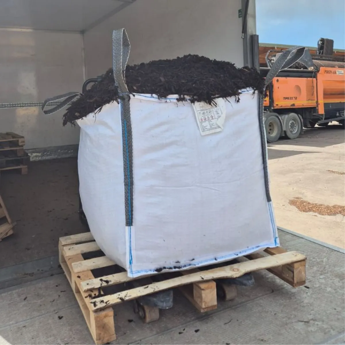 100% Natural Irish Bark Mulch 300kg | Kildare & Surrounding Counties - Image 3