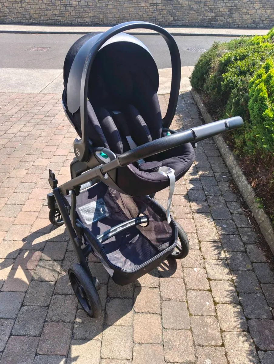 Uppababy Vista v2 - Image 2