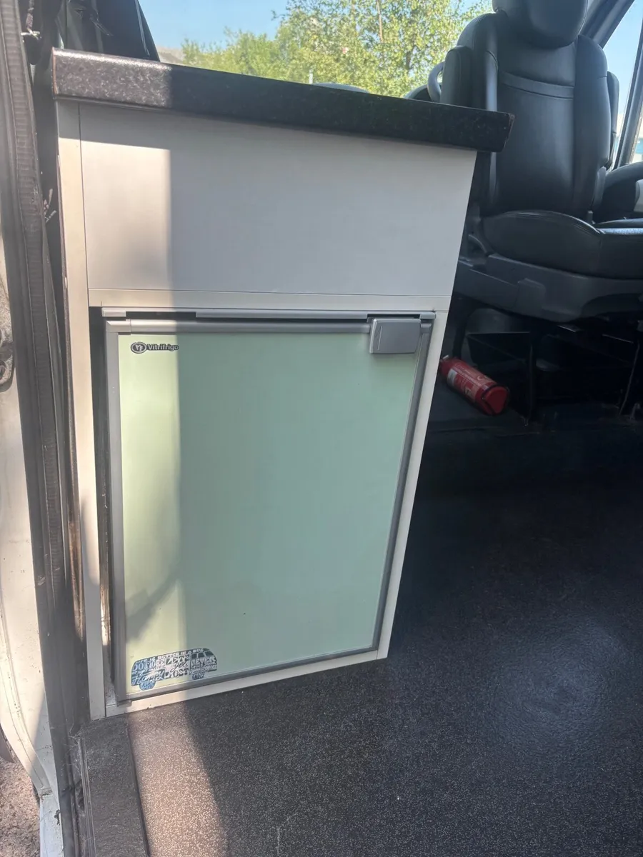 Citroen Relay 2 berth campervan - Image 3