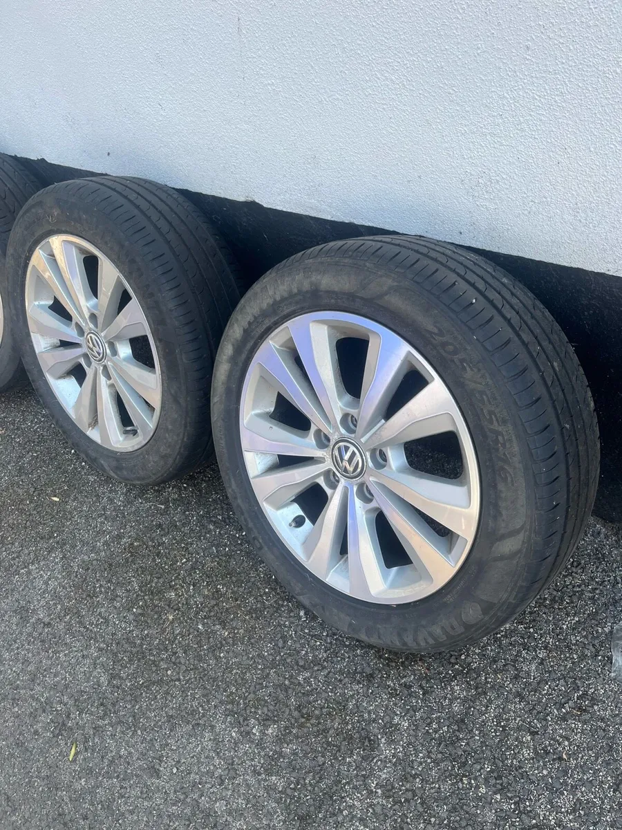 VW golf tyres & alloys - Image 4