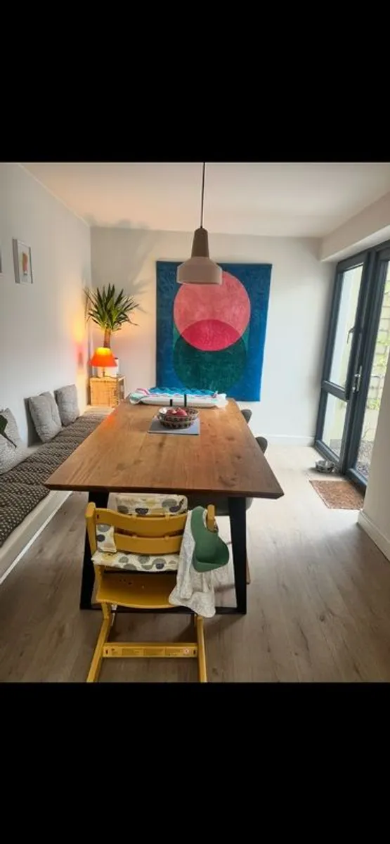 dining table - Image 4