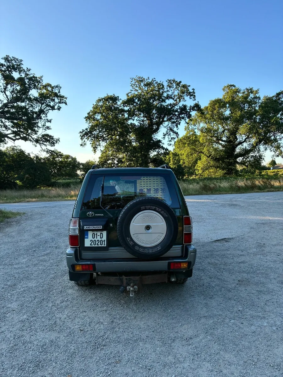 Toyota LandCruiser - Image 4