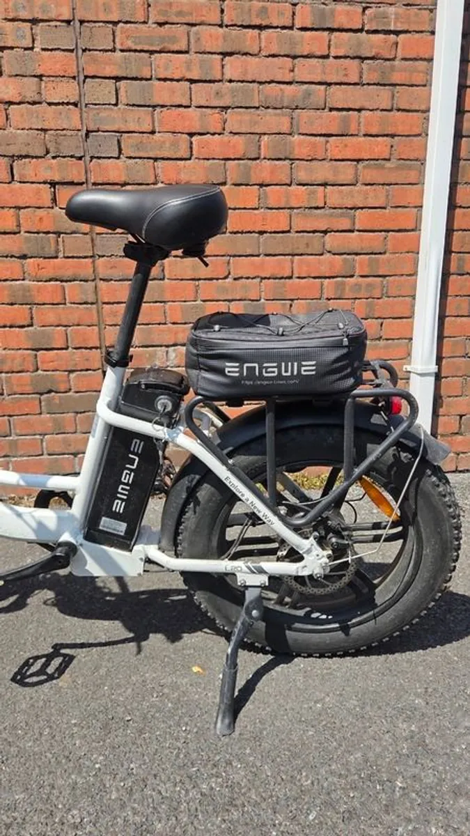 ENGWE L20 Electric Fat Bike. Excellent Condition - Image 4