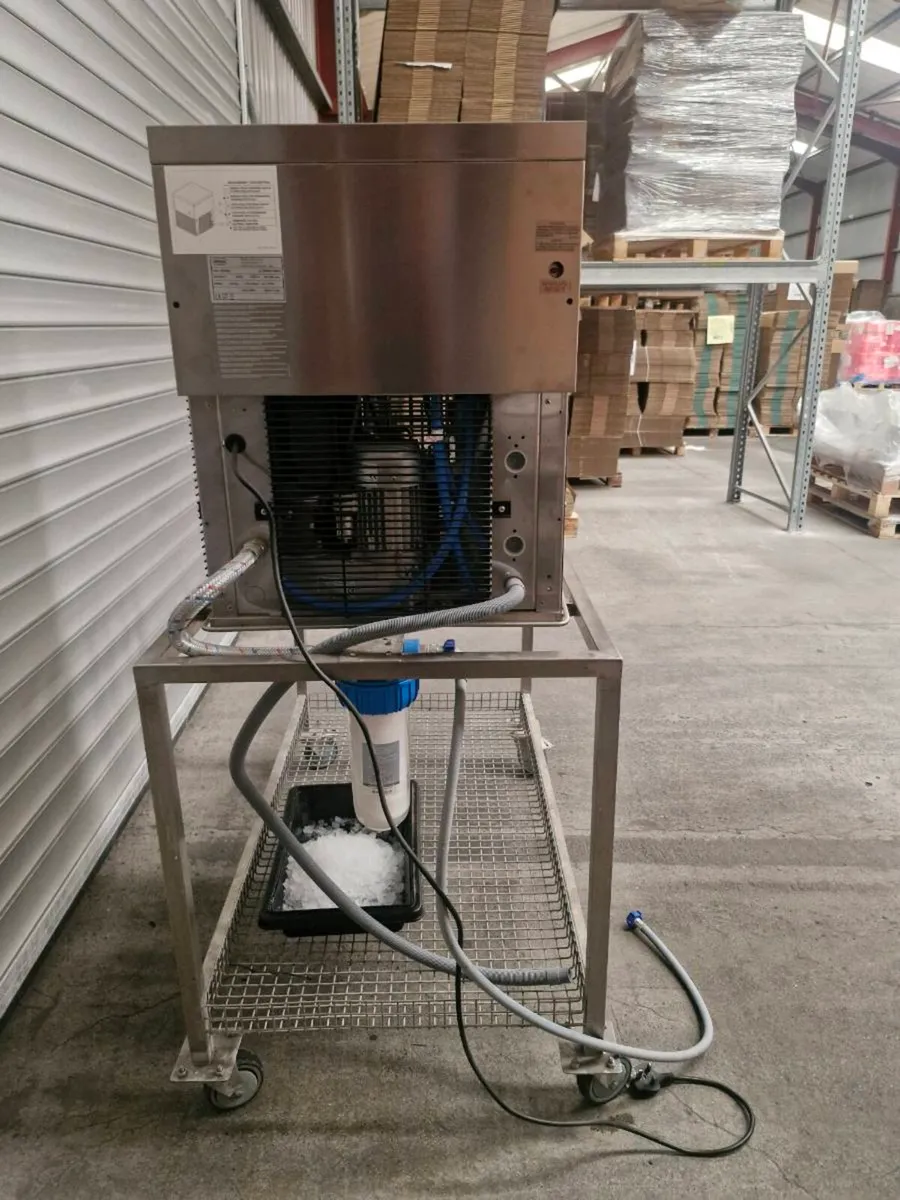 Ice Maker - Image 2