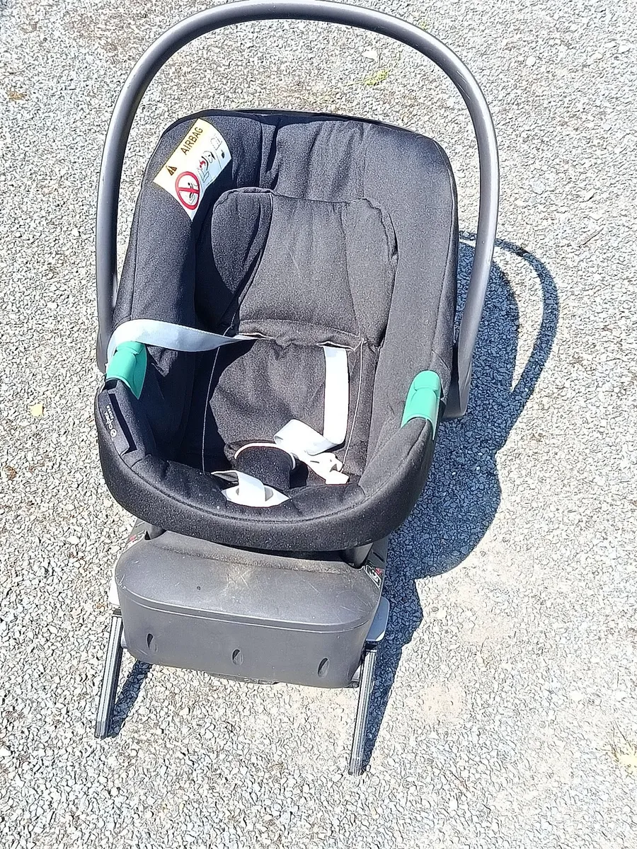 Baby car seat - Image 1