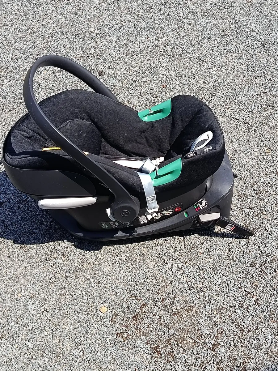 Baby car seat - Image 2