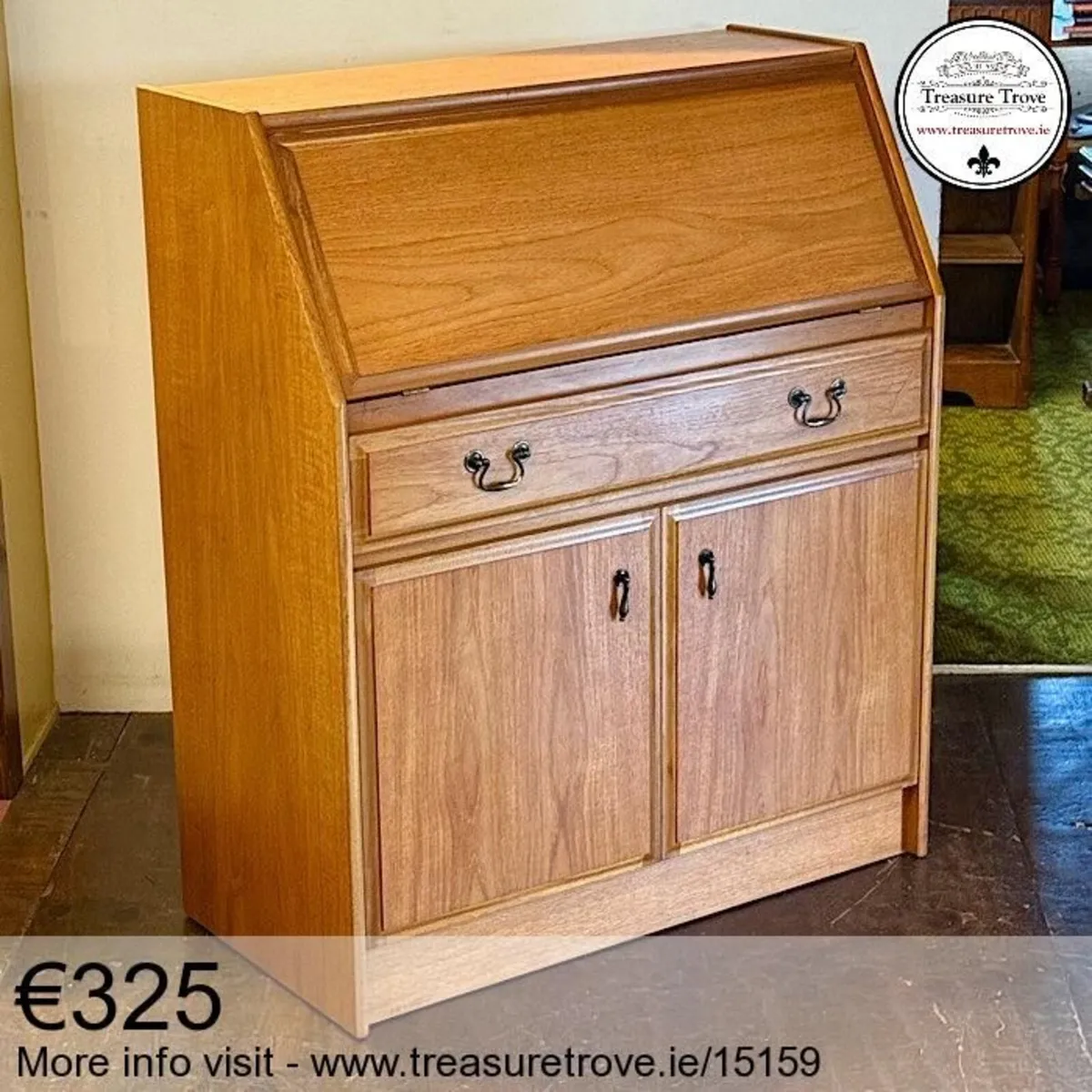Antique and vintage writing bureau desks - Image 4