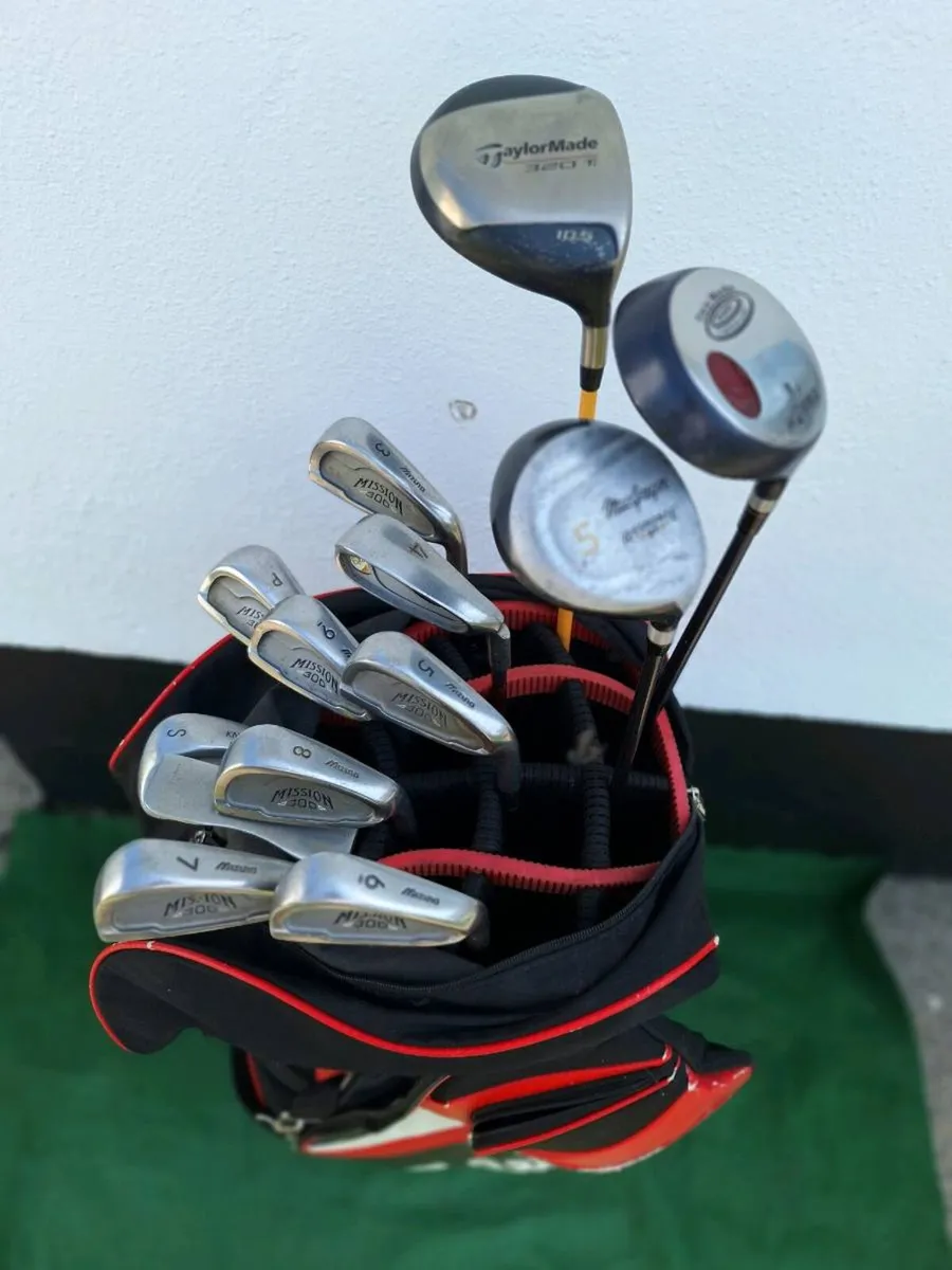 Golf clubs, full set and bag - Image 1