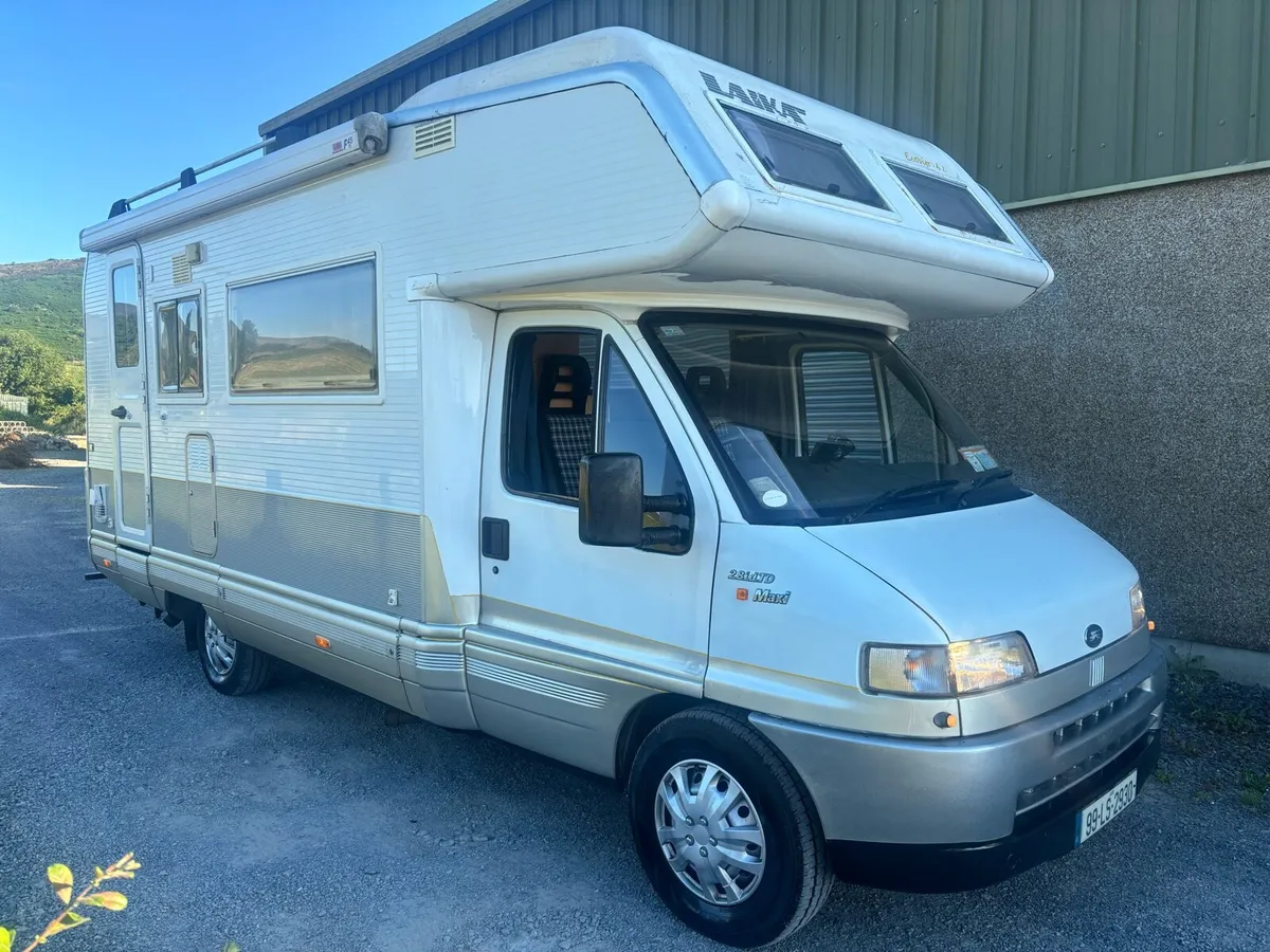 FIAT 2.8 LAIKA 5 berth CVRT 06/27 TAX 03/27 69Kms - Image 2