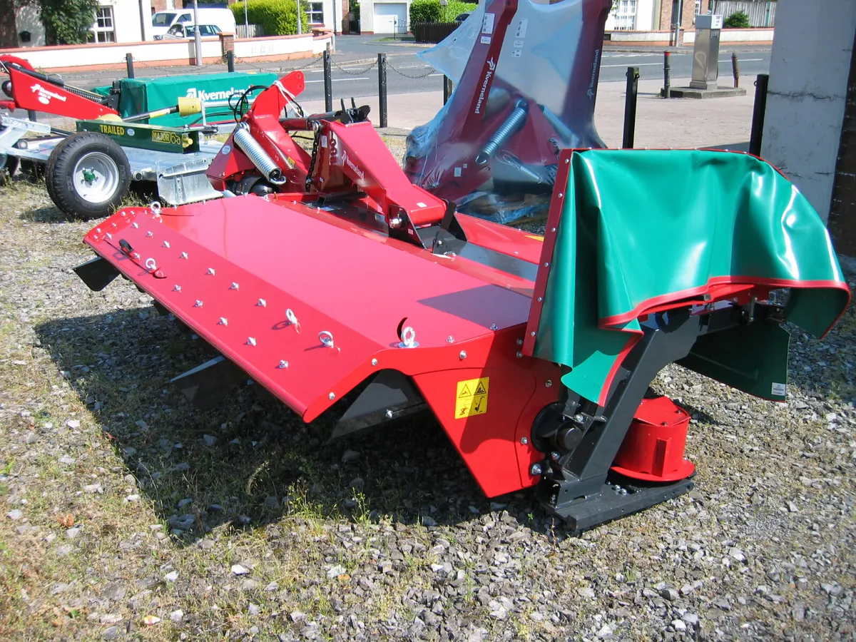 New Kverneland 3232 10ft 6" Mounted Mower Cond - Image 1