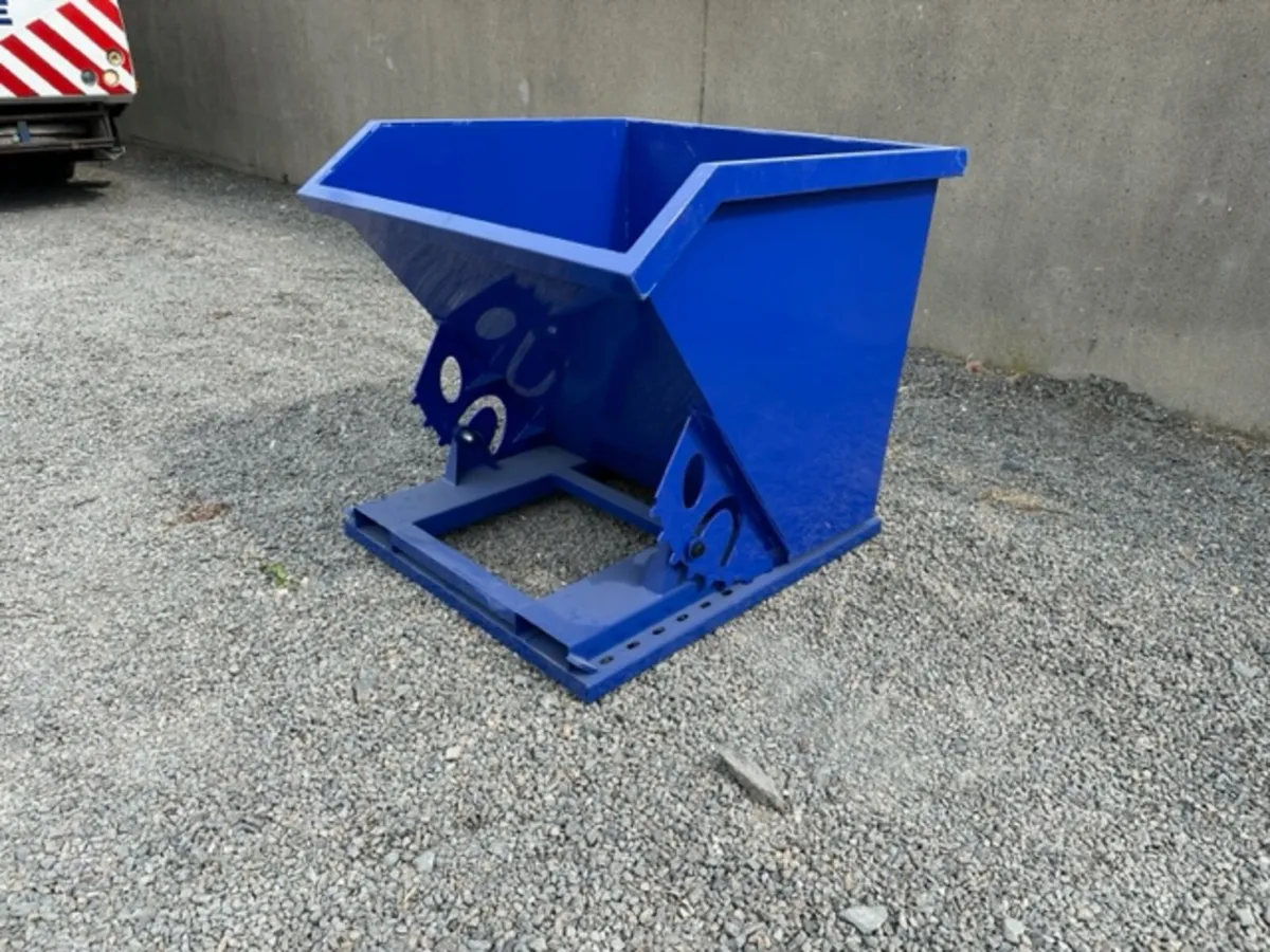 New 1CY Forklift Tipping Skip **Online Auction** - Image 4