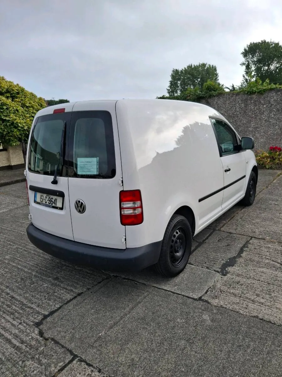 VW Caddy van - Image 4