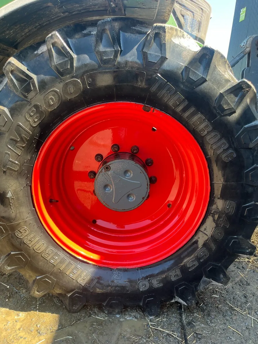 Fendt rims & tyres - Image 4
