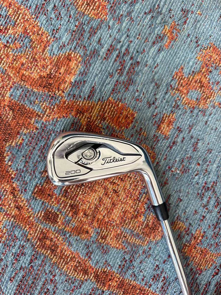 Golf irons - Image 1