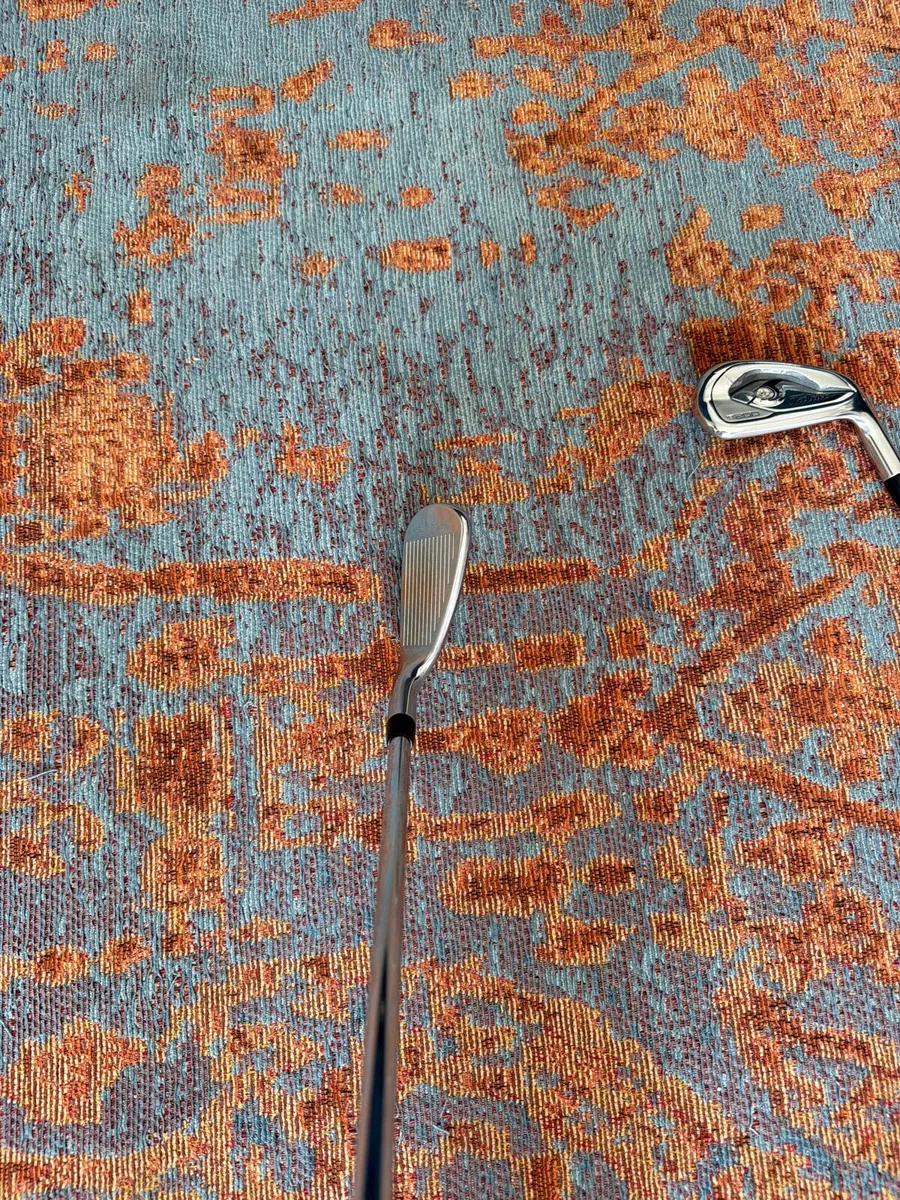 Golf irons - Image 2
