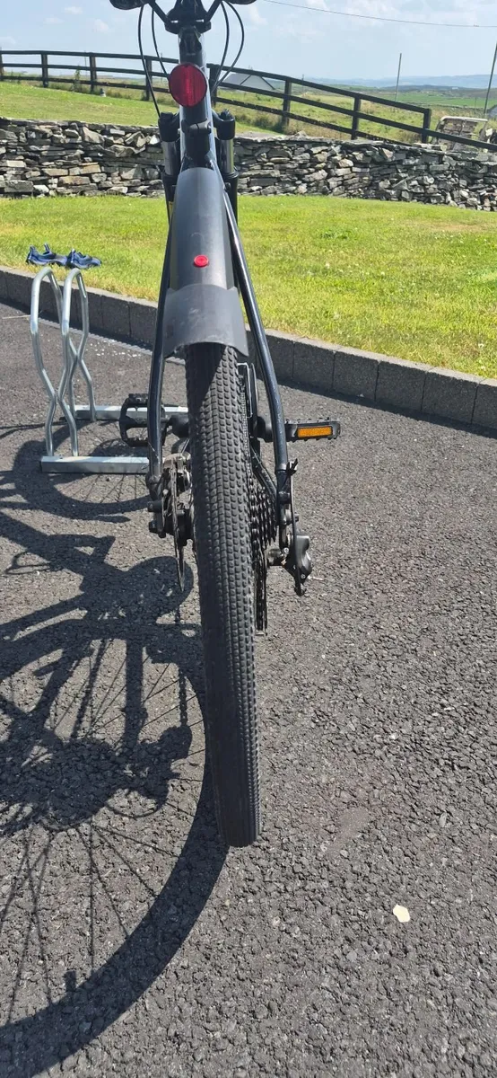 Trek 1 Dual sport hybrid bike -large frame - Image 4