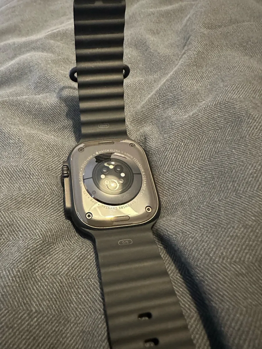 Apple Watch Ultra 2 Titanium LTE - Image 4