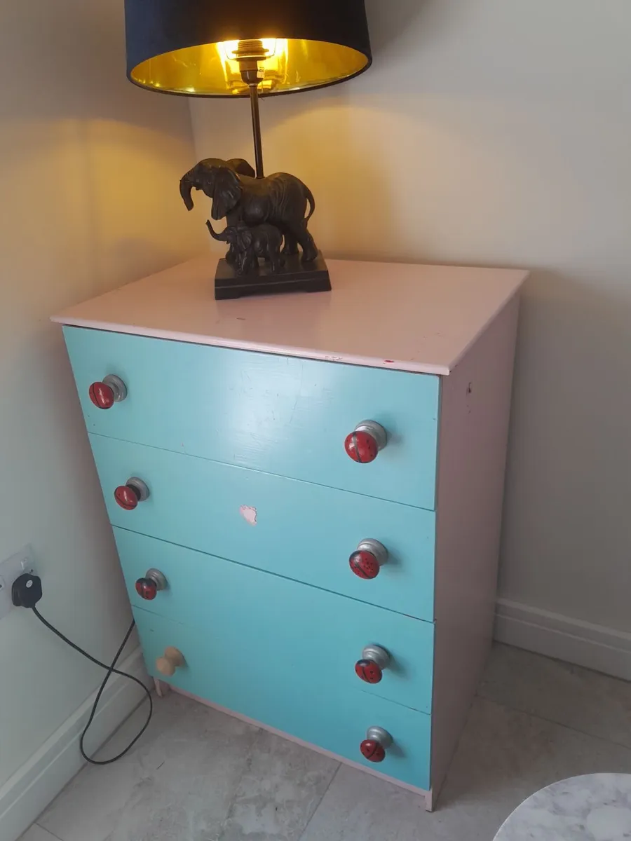 Chest of drawers - Image 1