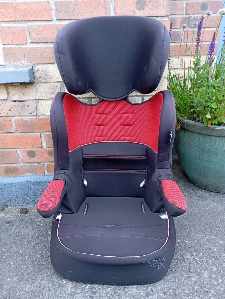 High back booster seat - Image 4