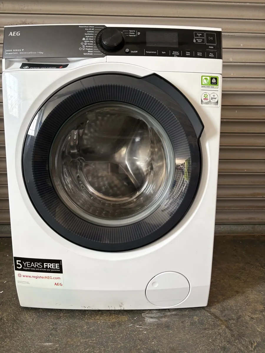 AEG Washing Machine 10kg 1400 spin - Image 1
