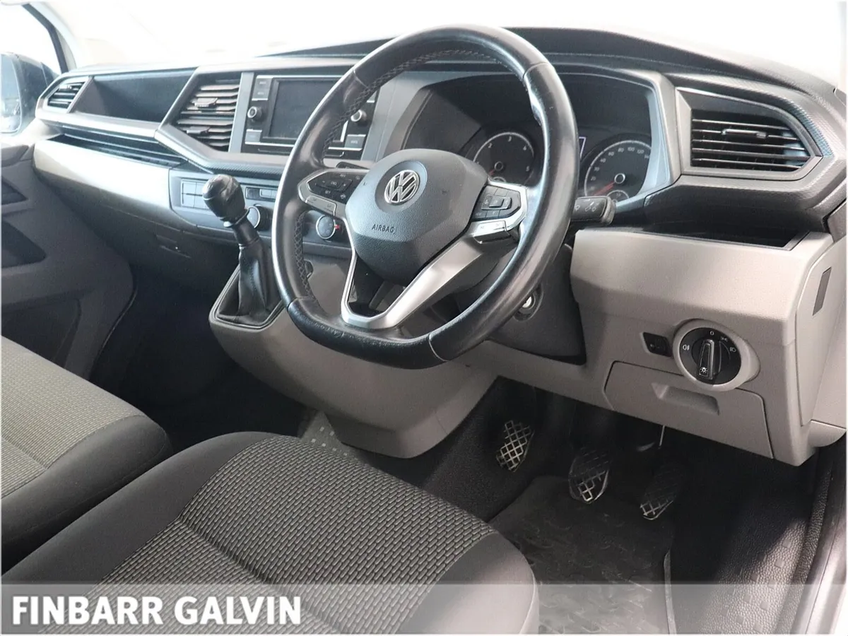 VW Transporter LWB 2.0 TDI 150 BHP - Image 4