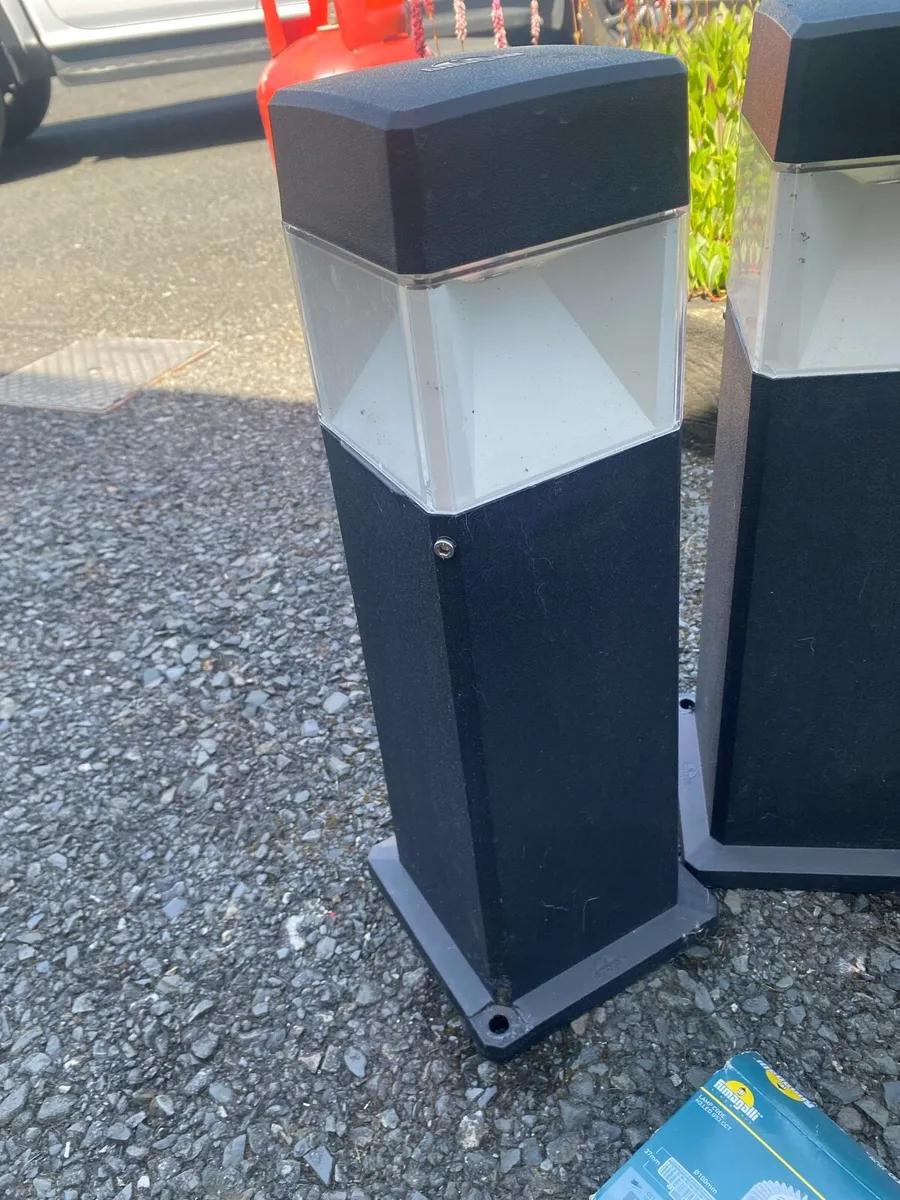 Driveway/Garden square bollard lights - Image 3