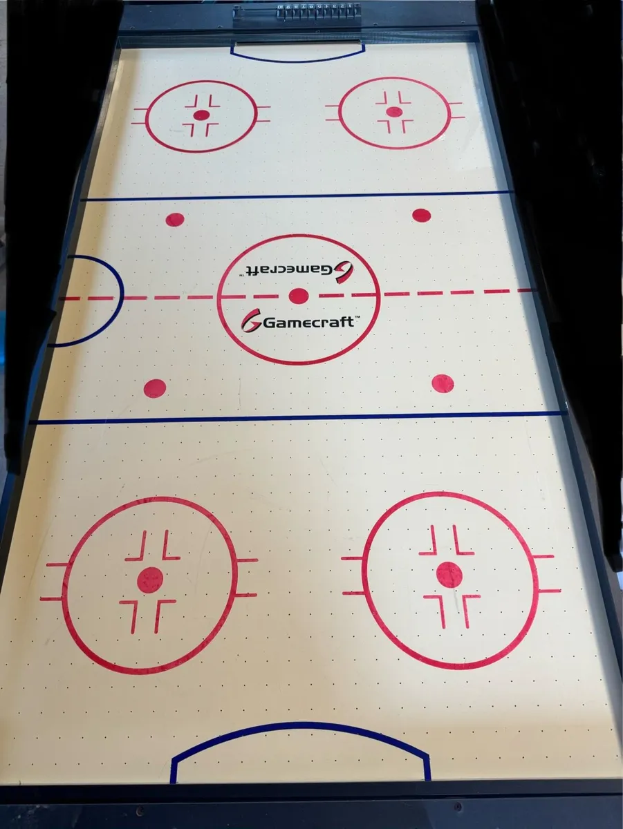 Gamecraft kids pool table/air hockey - Image 2
