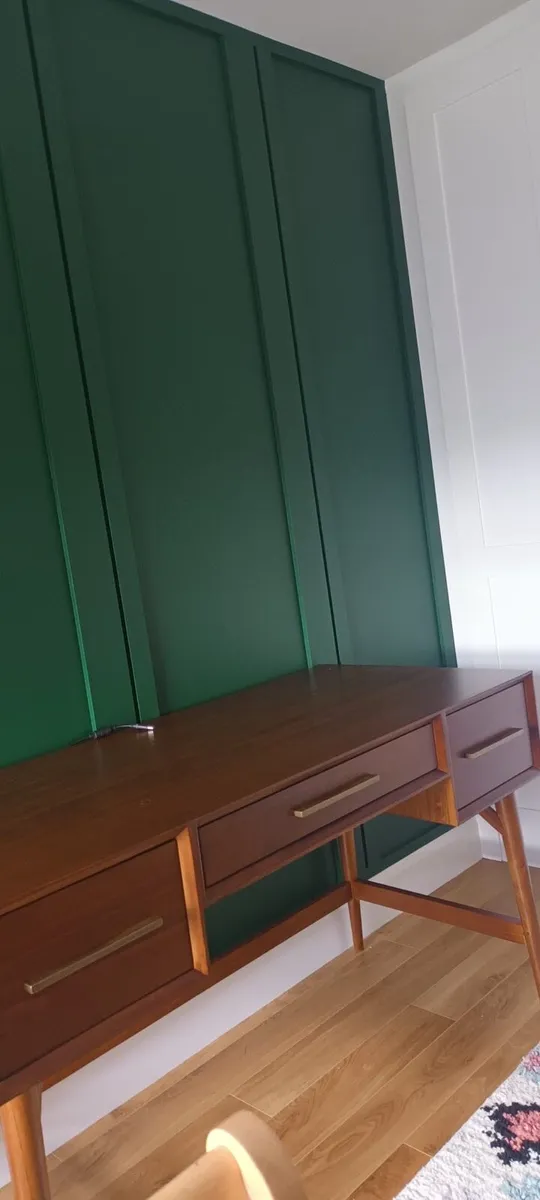 Desk - Image 2
