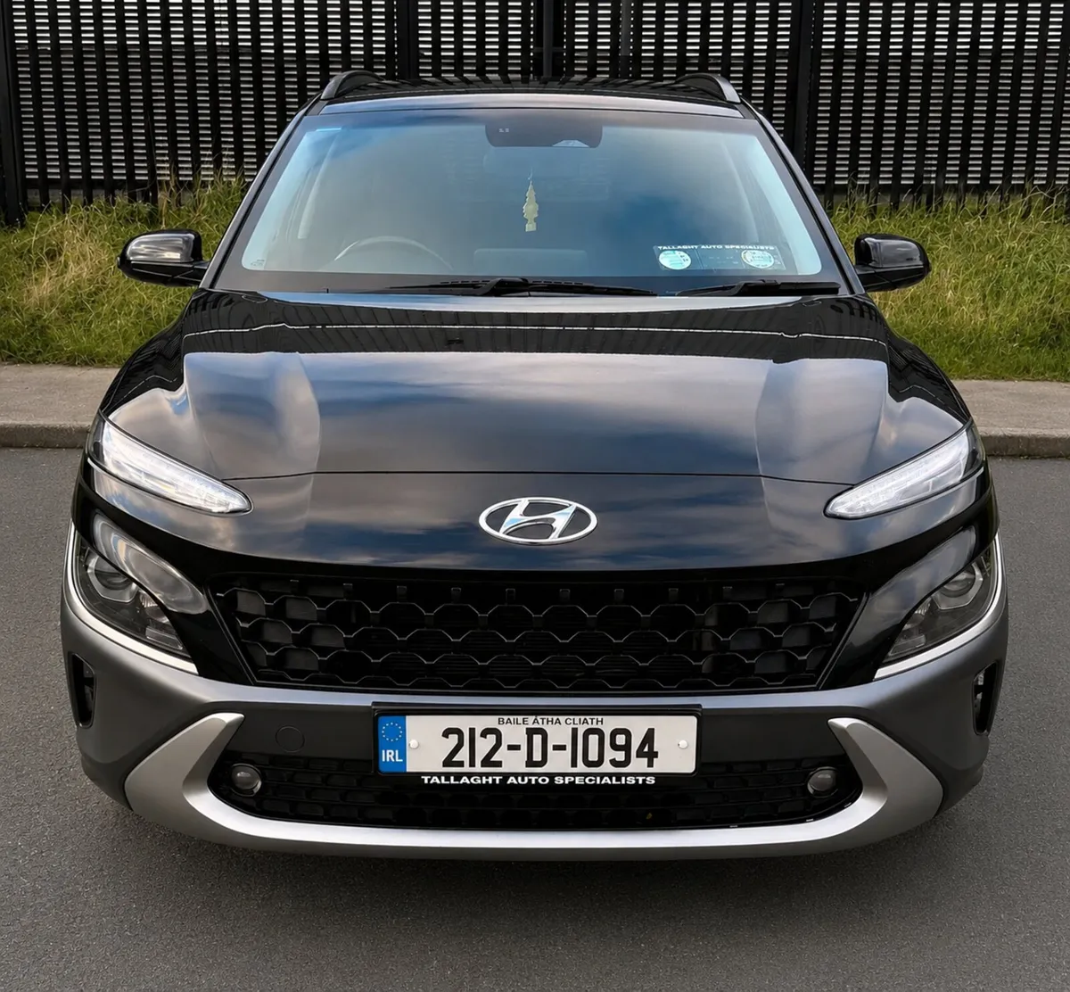 2021 Hyundai Kona Executive Commercial - Image 2