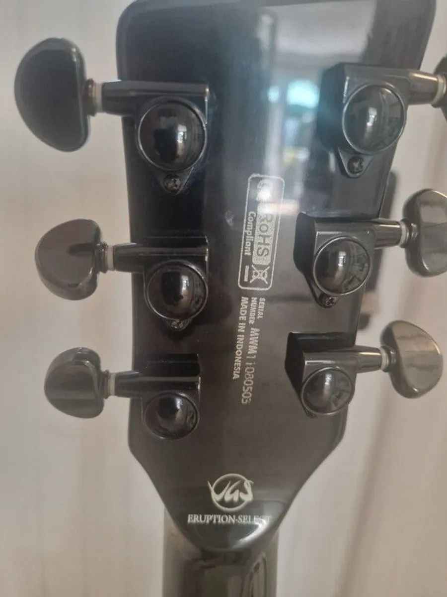 Electric Guitar - Image 4