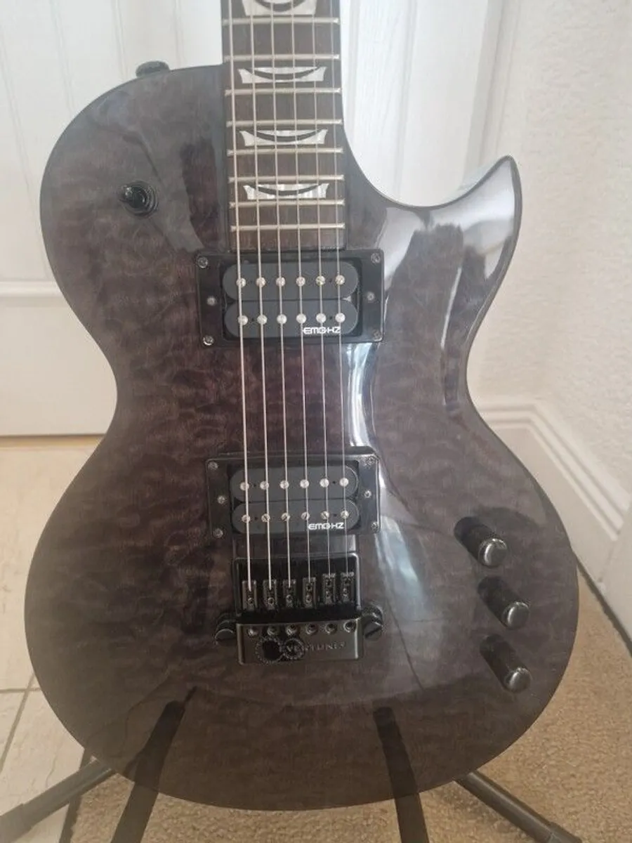 Electric Guitar - Image 1
