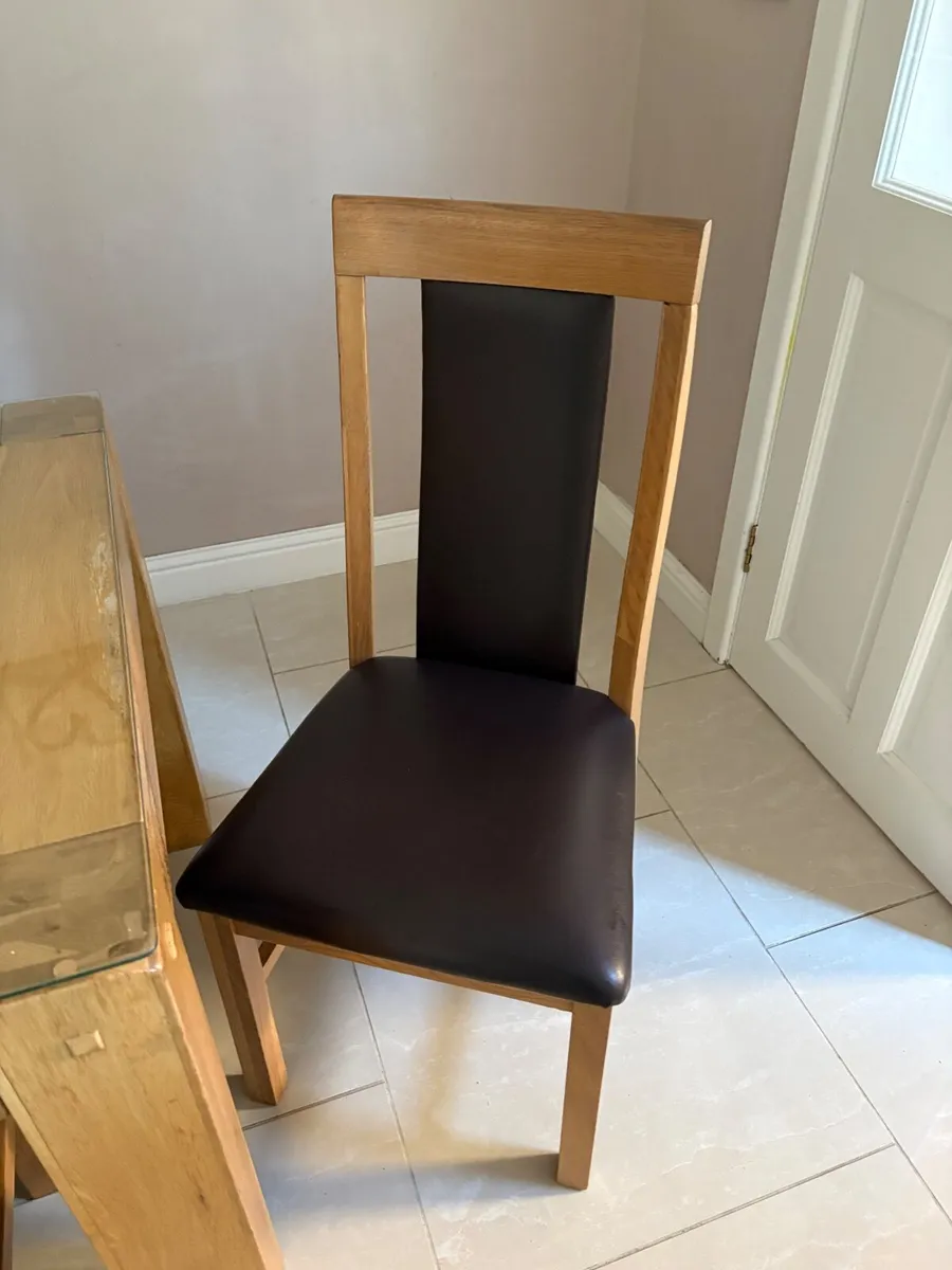 Dining Table & 6 chairs - Image 3