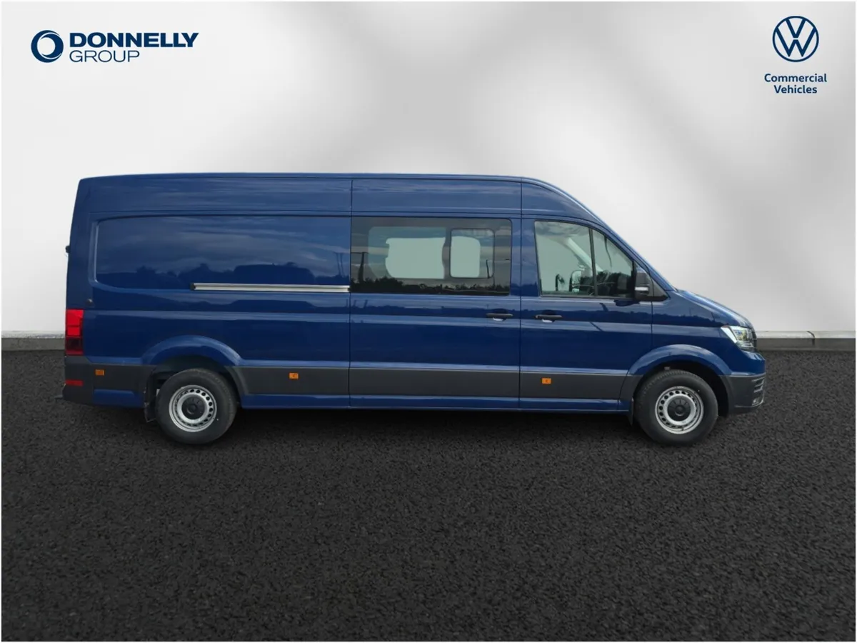 Volkswagen Crafter CR35 TDI L H/R P/V COMMERCE PLU - Image 4