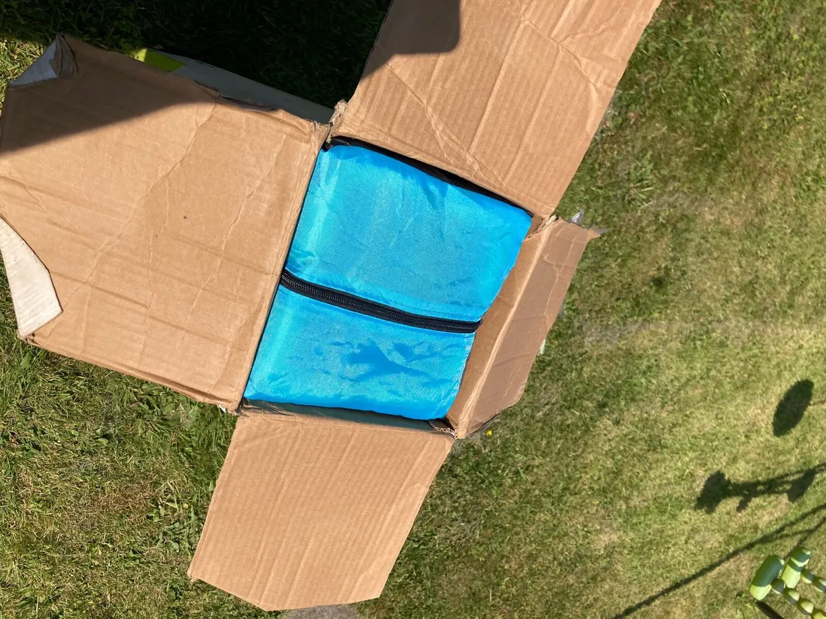 Hauk Travel Cot - Foldable - Image 3