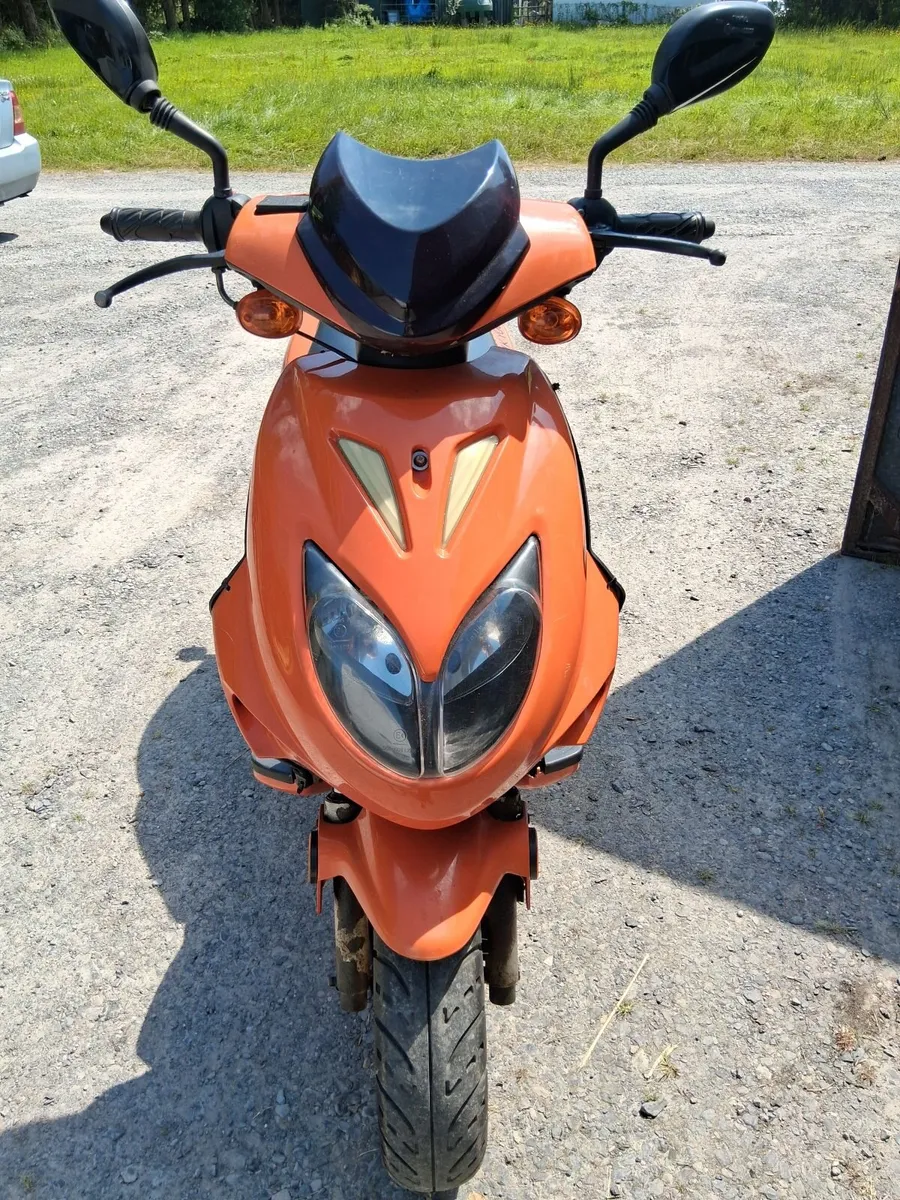Scooter - Image 3