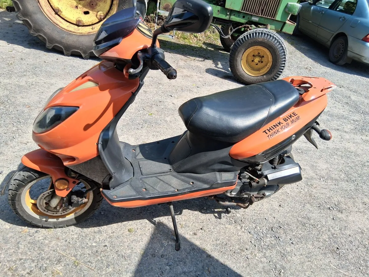Scooter - Image 2
