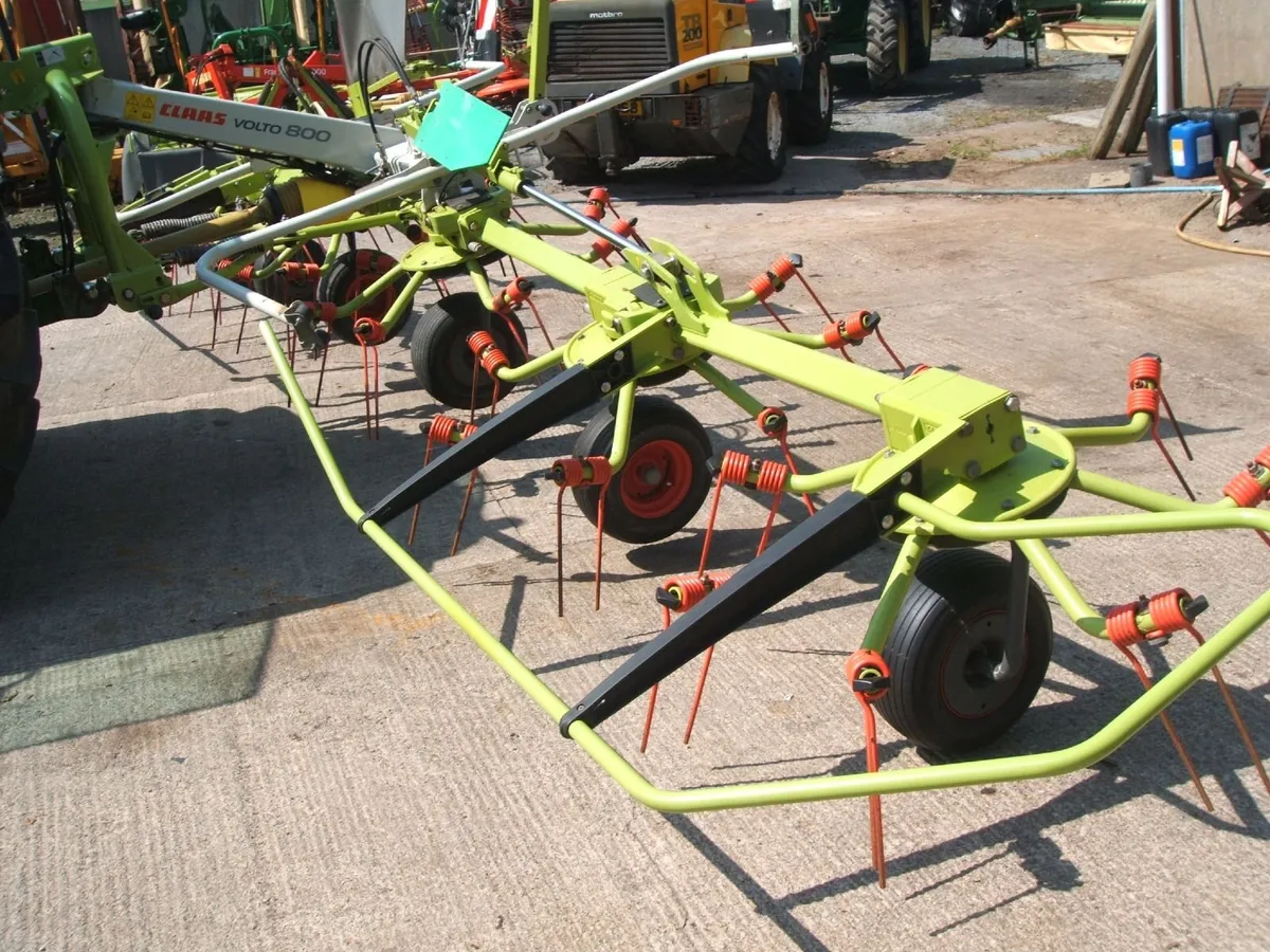 2018 Claas Volto 800 tedder - Image 2