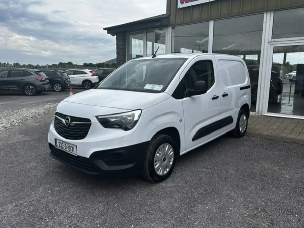 Opel Combo 2023 - Image 2