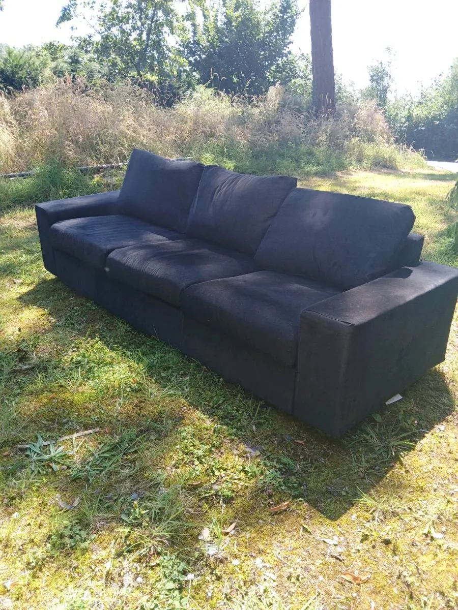 4 seater sofa - Image 1