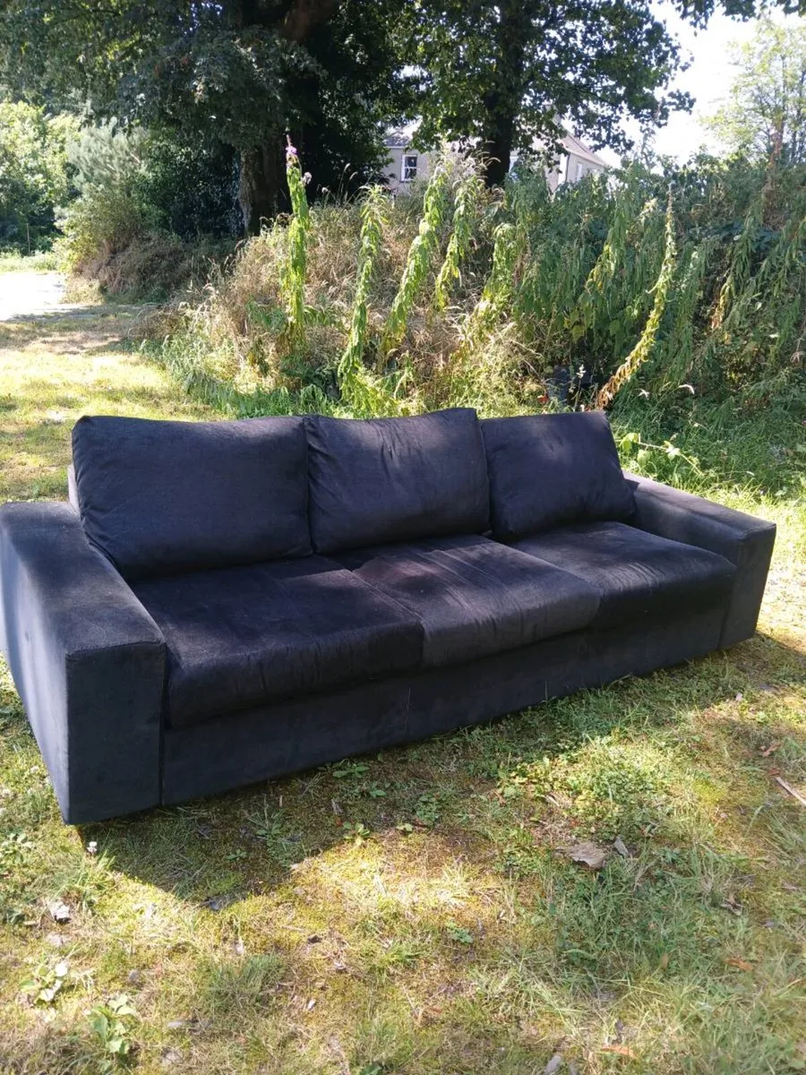 4 seater sofa - Image 2