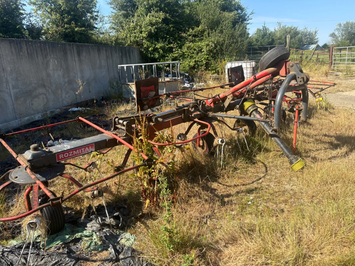 Rozmital 6 rotor Tedder - Image 2